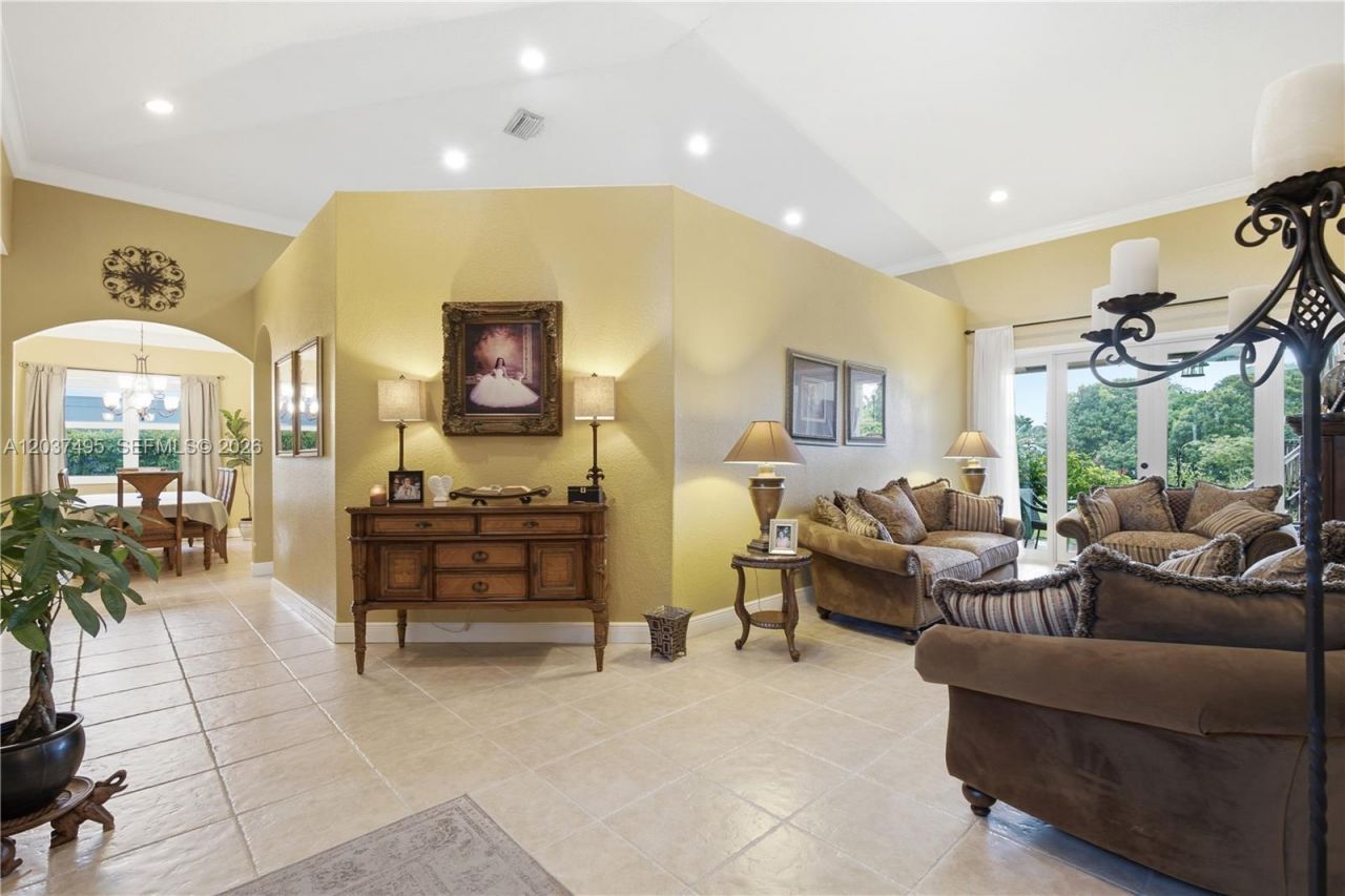 16933 SW 215th Ter, Miami, FL 33187 Photo