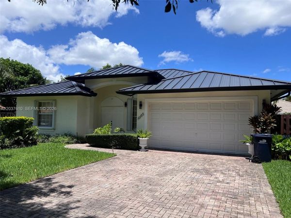 10155 SW 159th Ct, Miami, FL 33196