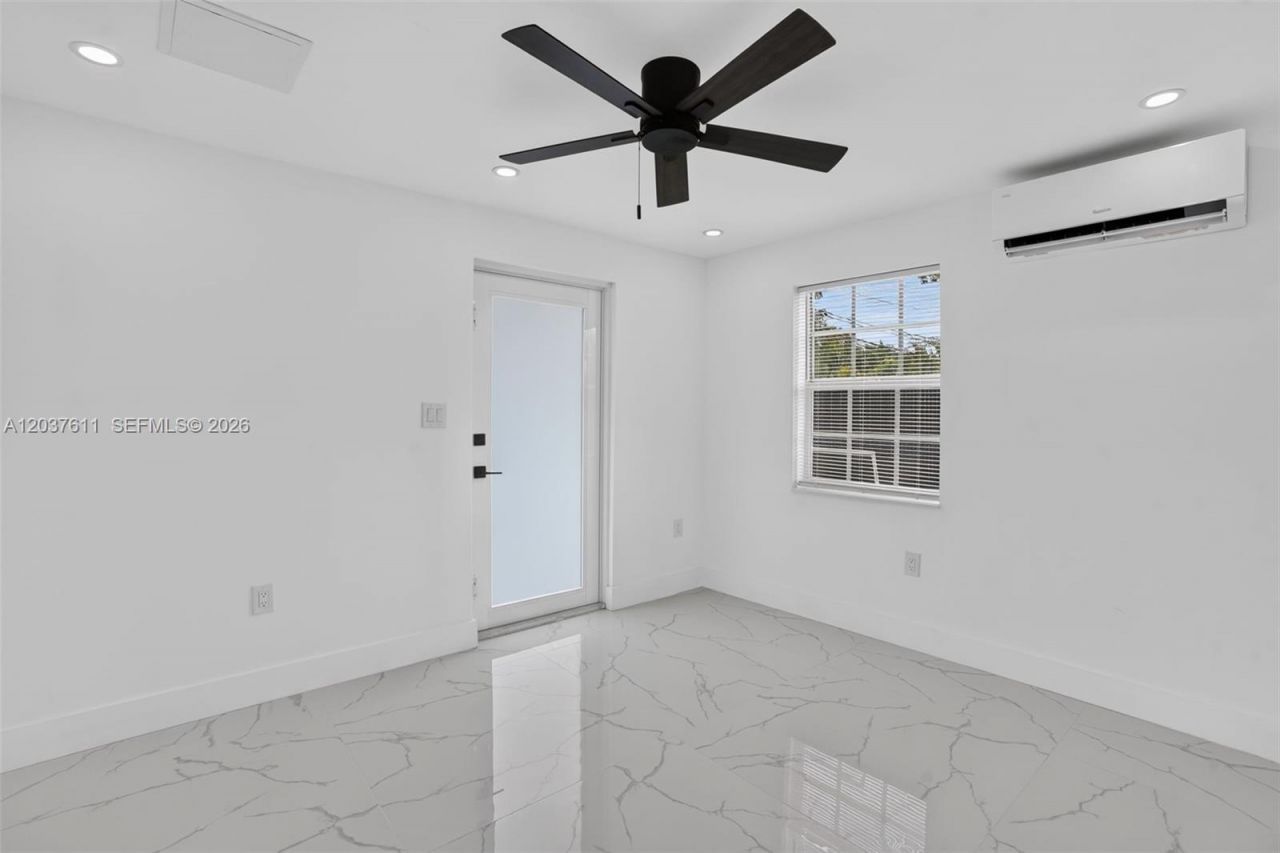 1920 SW 67th Ave, Miami, FL 33147 Photo