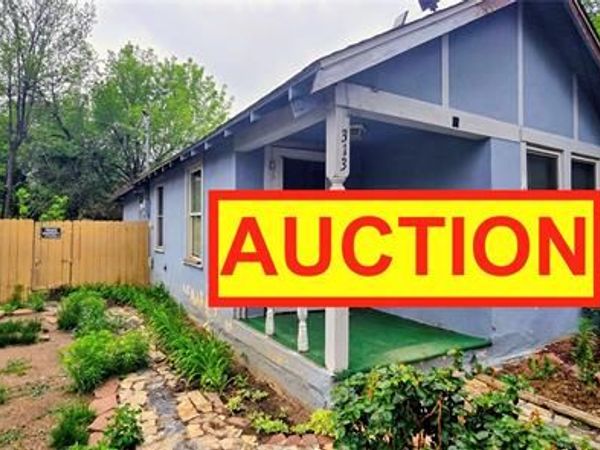313 W Monument Street, Colorado Springs, CO 80905
