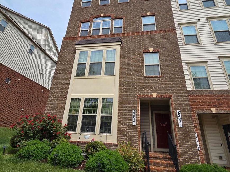 22021 Broadway Avenue , Unit 402L, Clarksburg, MD 20871 Main Photo