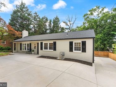 4006 N GLEBE ROAD, ARLINGTON, VA 22207