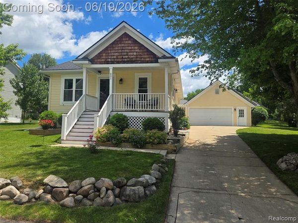 401 Chalmers Lane, Genoa Twp, MI 48843