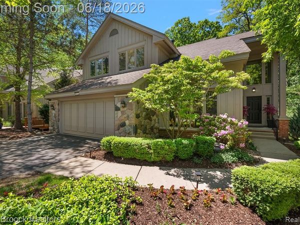 4872 Cliffside Drive, West Bloomfield Twp, MI 48323