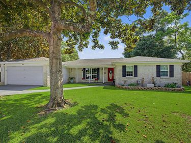 22 NW Windemere Court, Fort Walton Beach, FL 32547