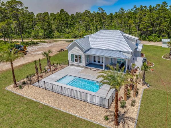 4530 Palms Way , St Teresa, FL 32346