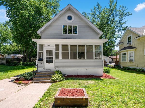 220 Sidney Street E, Saint Paul, MN 55107