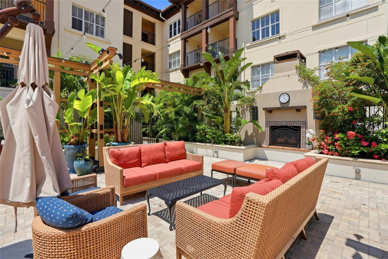 200 4th Avenue S, Unit 410, Saint Petersburg, FL 33701 Photo