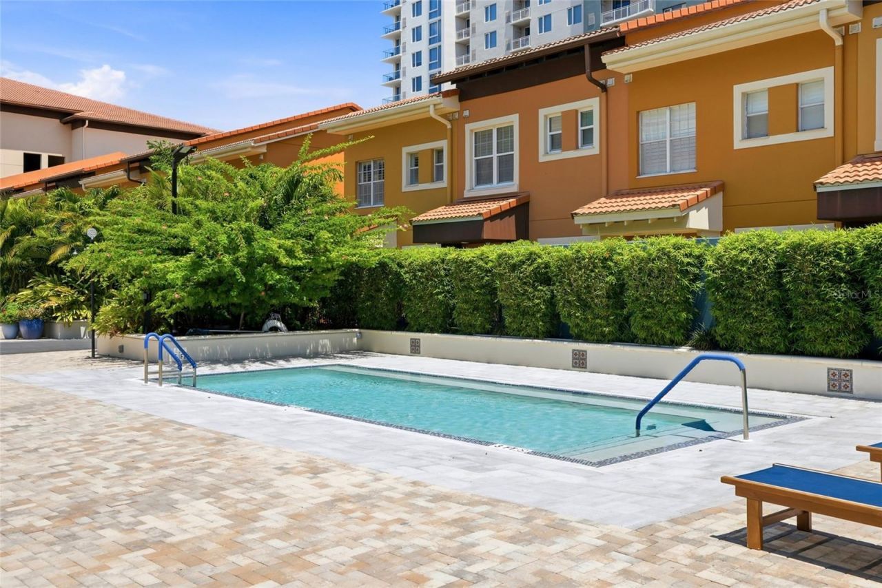 200 4th Avenue S, Unit 410, Saint Petersburg, FL 33701 Photo