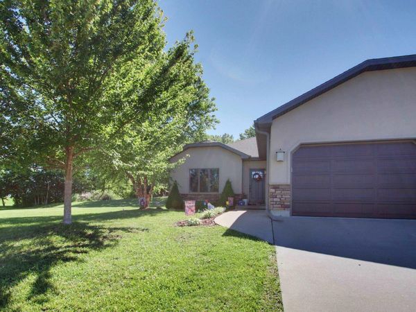 3020 Genevieve Drive, Quincy, IL 62305
