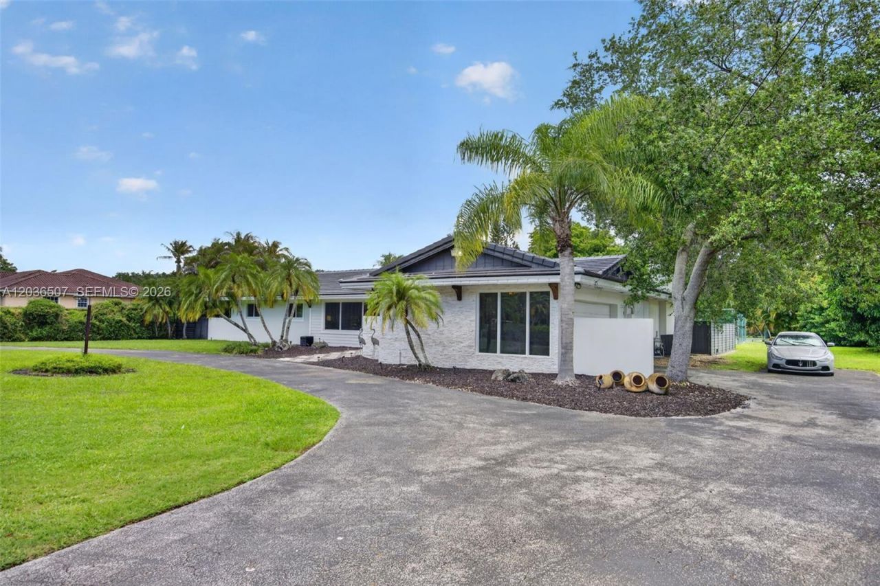 12180 SW 92nd Ave, Miami, FL 33176 Photo