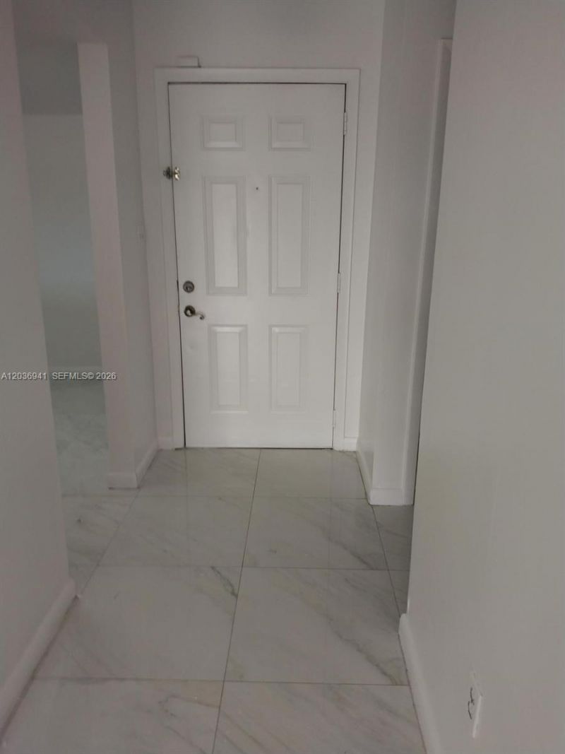 805 SW 113th Way, Unit 805, Pembroke Pines, FL 33025 Photo