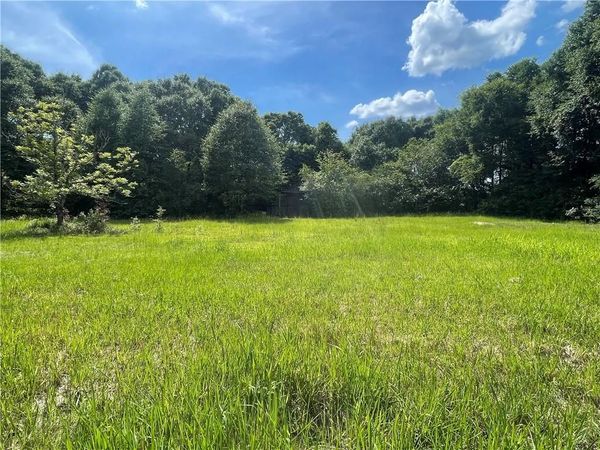 7650 Woods Drive N, Semmes, AL 36575