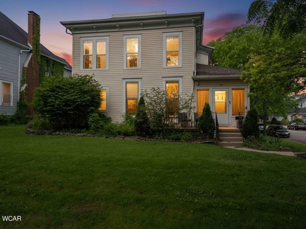 101 Court Street, Wapakoneta, OH 45895