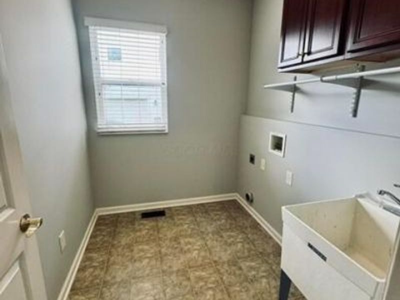 7596 Park Bend Drive , Westerville, OH 43082 Photo 21