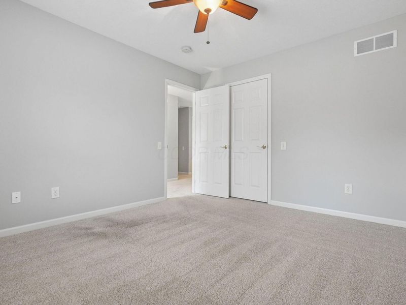 7596 Park Bend Drive , Westerville, OH 43082 Photo 32