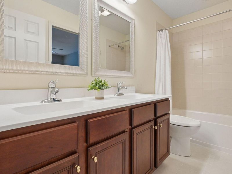 7596 Park Bend Drive , Westerville, OH 43082 Photo 37