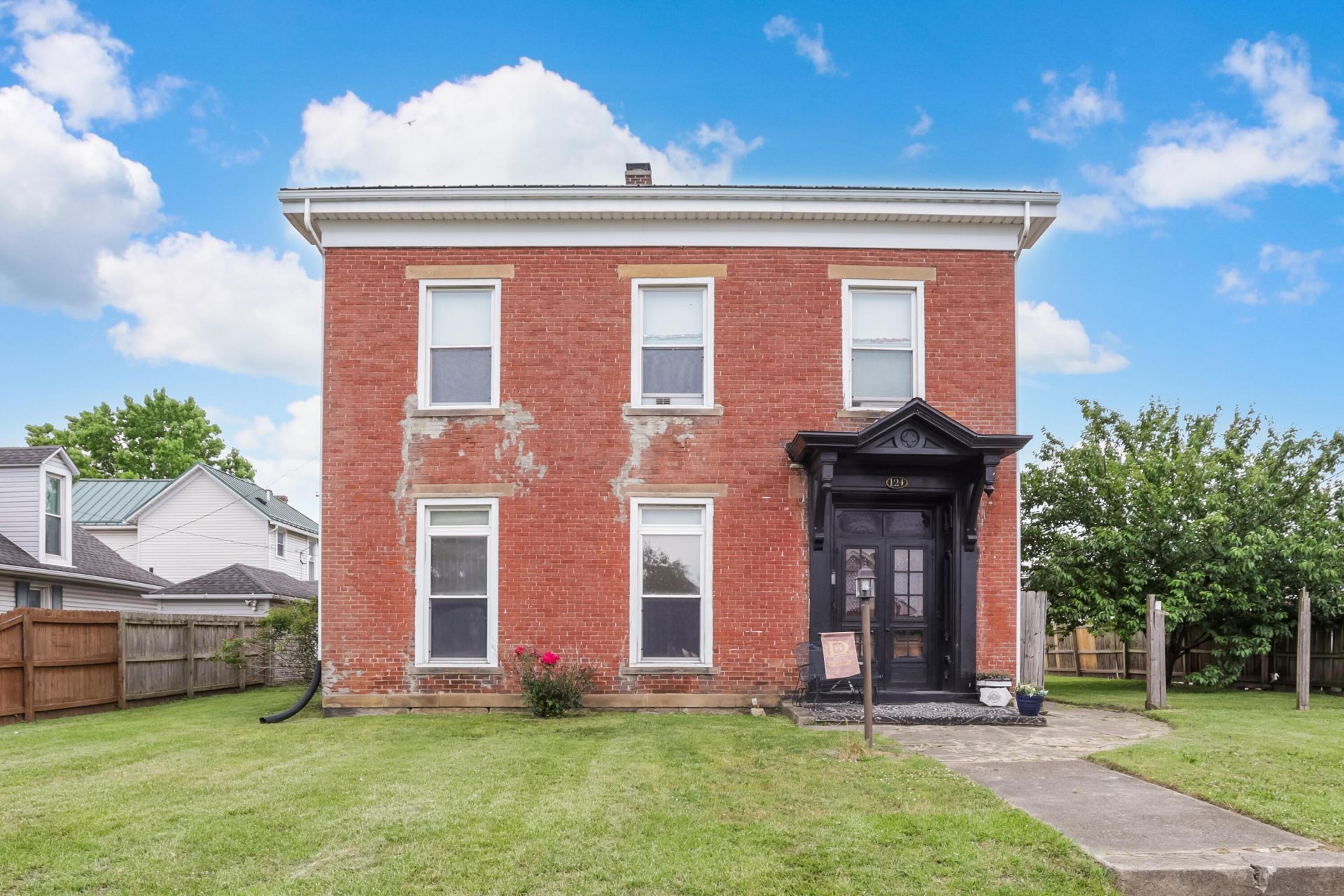 124 N Scioto Street , Circleville, OH 43113 Main Photo