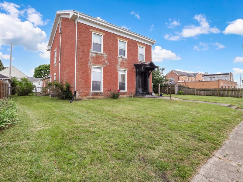124 N Scioto Street , Circleville, OH 43113 Photo 4
