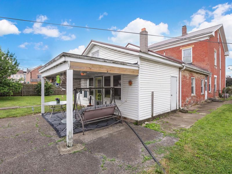 124 N Scioto Street , Circleville, OH 43113 Photo 7