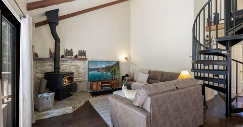 748 Tina Court, Stateline, NV 89449 Photo
