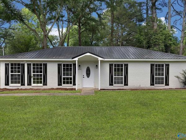 2514 Crockett Circle, Guntersville, AL 35976
