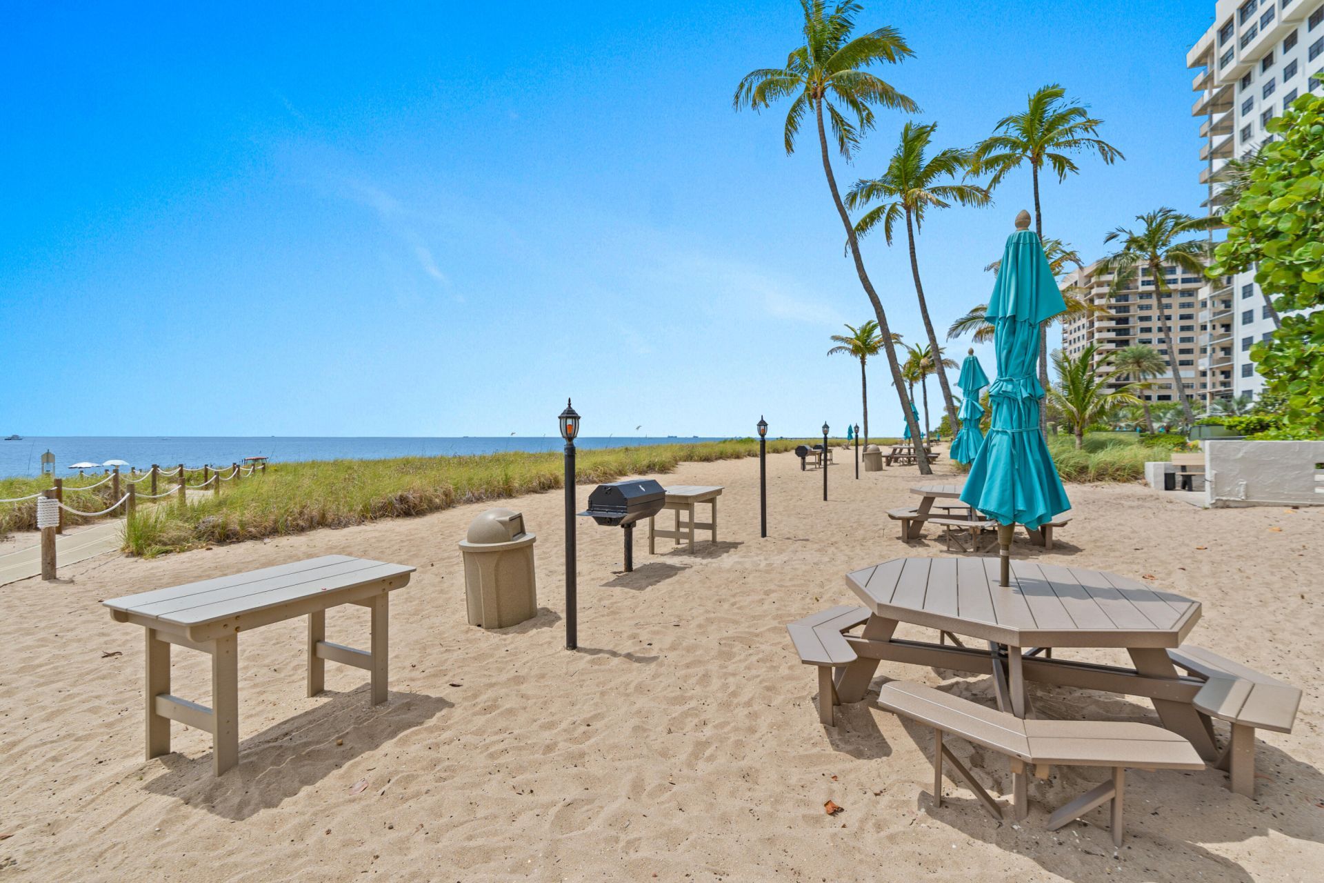 5100 N Ocean Boulevard, Unit 517, Lauderdale by the Sea, FL 33308 Photo