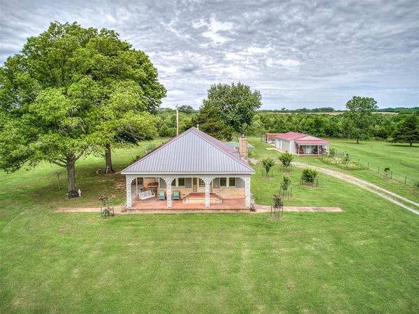 3965 State Highway 18 Highway, Fairfax, OK 74637