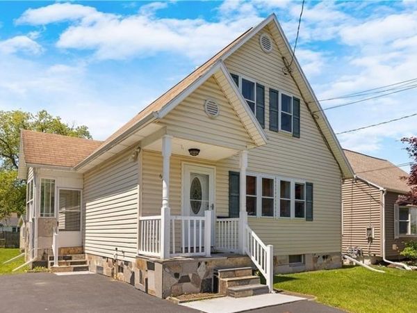 617 Plymouth Avenue , Syracuse, NY 13211