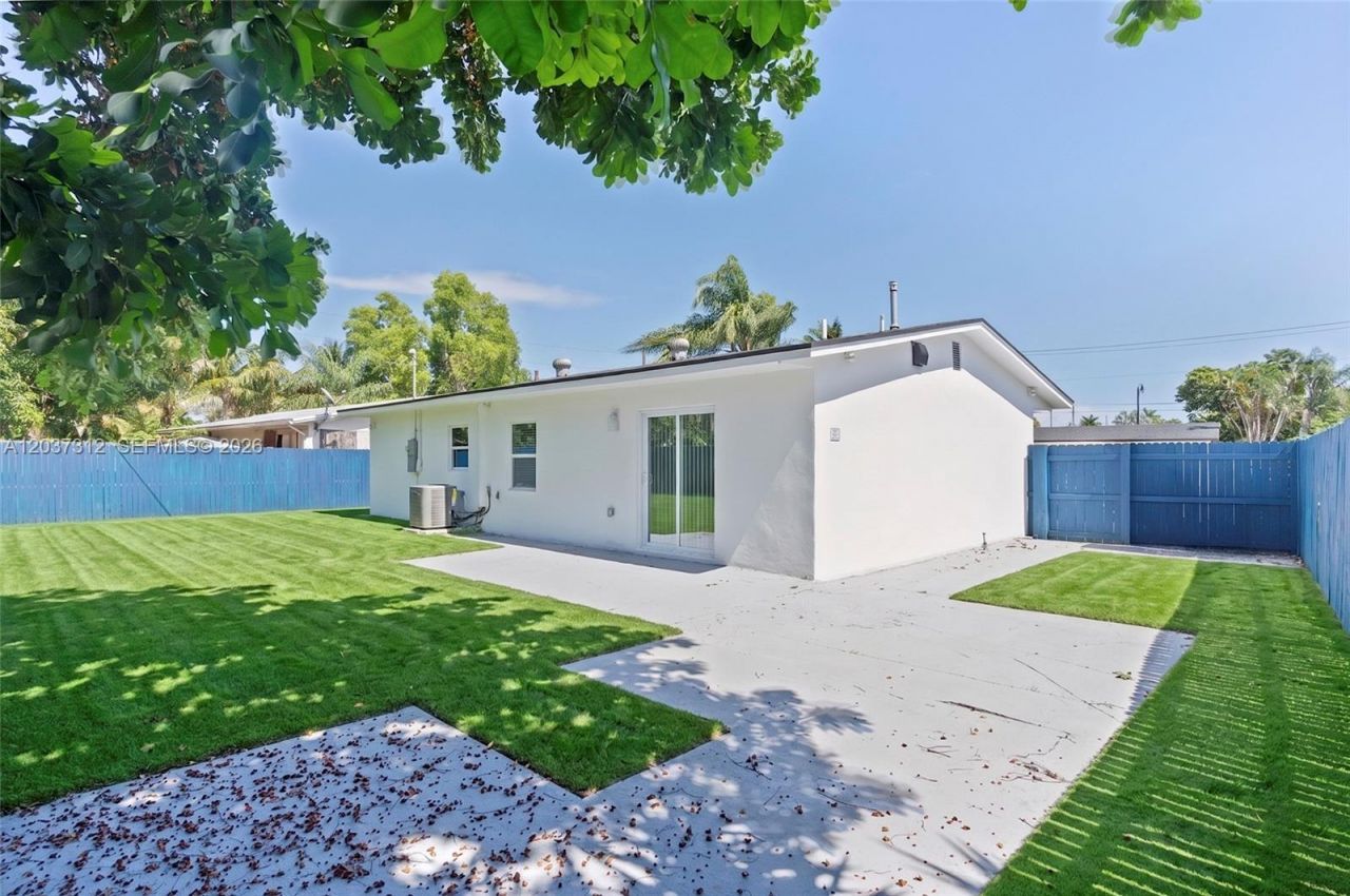 1473 NE 30th Ct , Pompano Beach, FL 33064 Photo