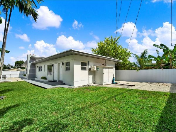 1236 NE 109th St , Unit 2, Miami, FL 33161