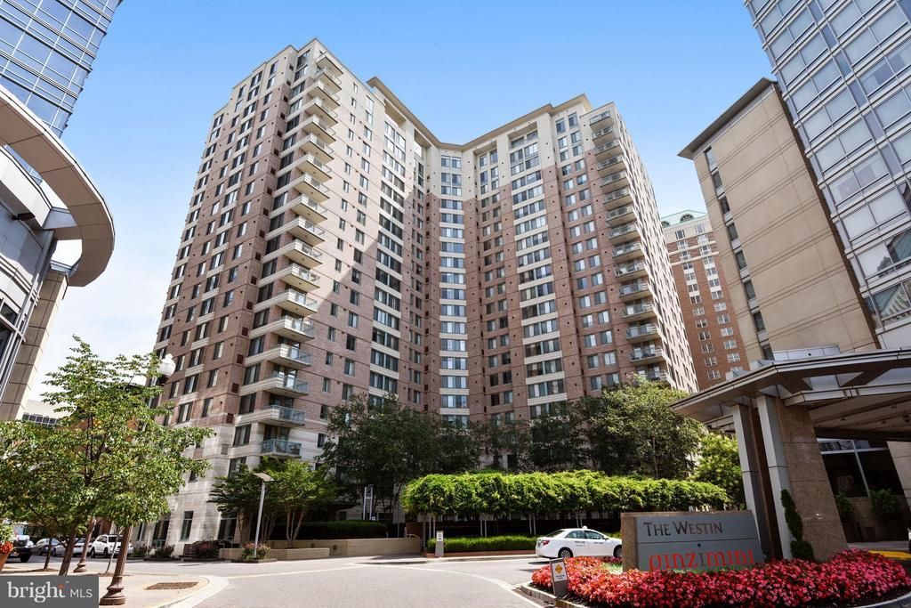 851 N Glebe Road, Unit 1513, Arlington, VA 22203 Main Photo