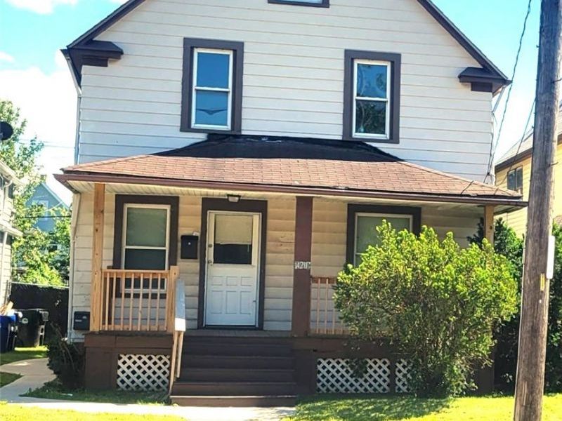 4211 Storer Avenue, Cleveland, OH 44109 Photo 2