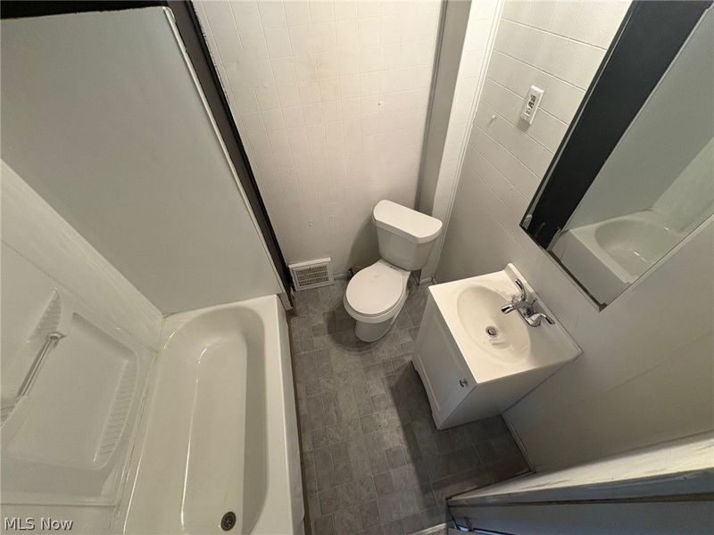 4211 Storer Avenue, Cleveland, OH 44109 Photo 8