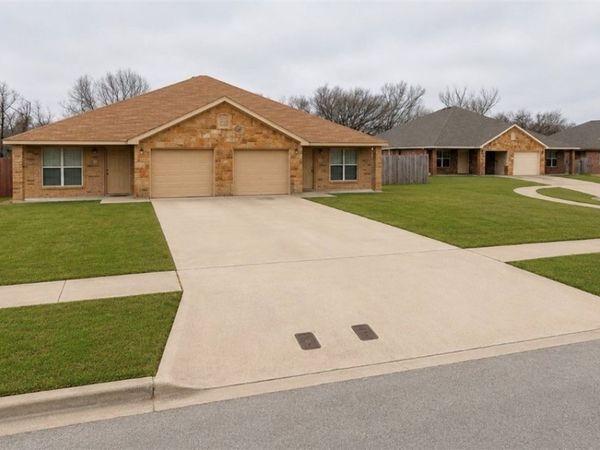 1900 Elms Run Court , Killeen, TX 76542