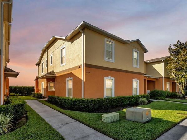 4219 WINDING VINE DRIVE , LAKELAND, FL 33812