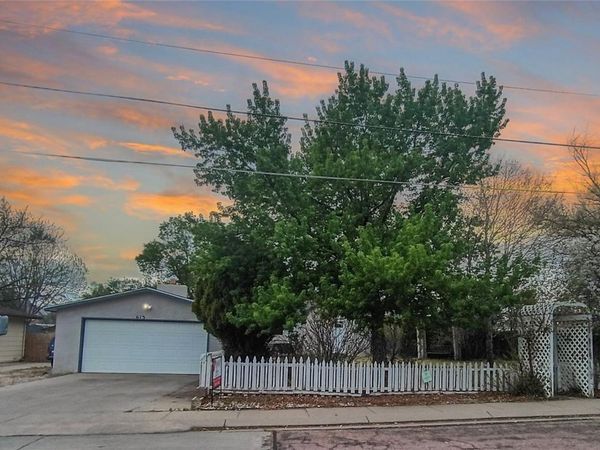 613 Barrett Avenue , Canon City, CO 81212
