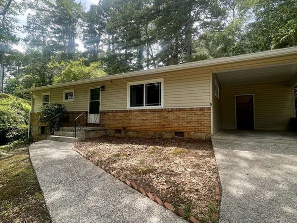 1537 Sagewood Circle, Stone Mountain, GA 30083