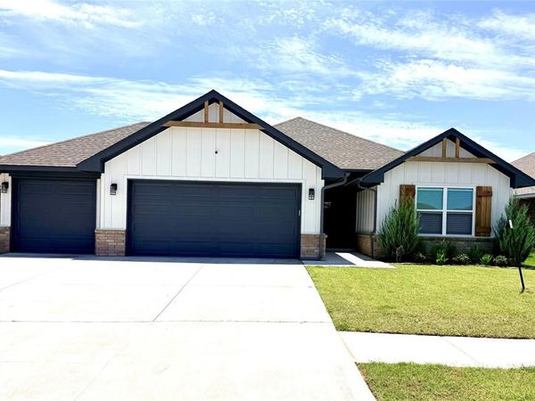 11020 SW 34th Terrace, Yukon, OK 73099