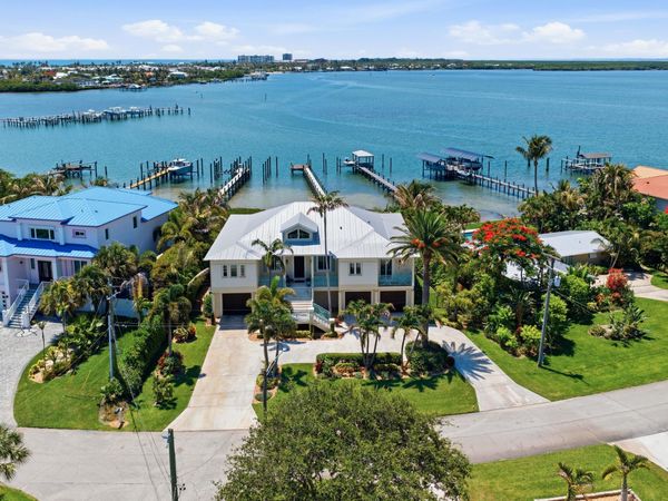 1651 Thumb Point Drive, Fort Pierce, FL 34949