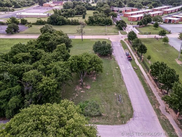 N St Louis Avenue , Tulsa, OK 74106