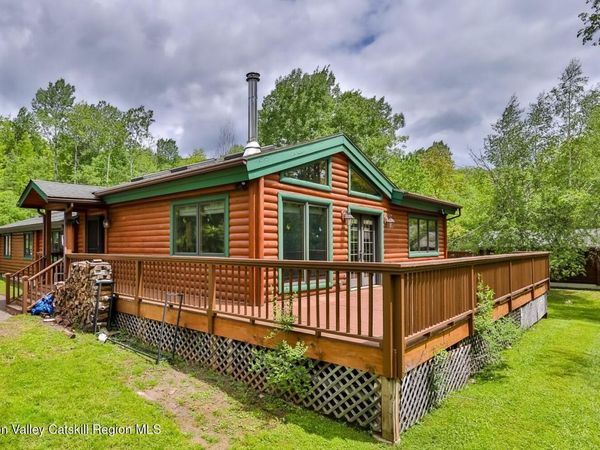 25 Looking Glass Road, Hunter, NY 12442