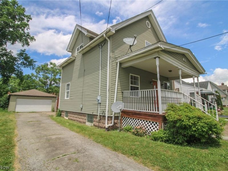 1654 Everett Avenue, Poland, OH 44514 Photo 2