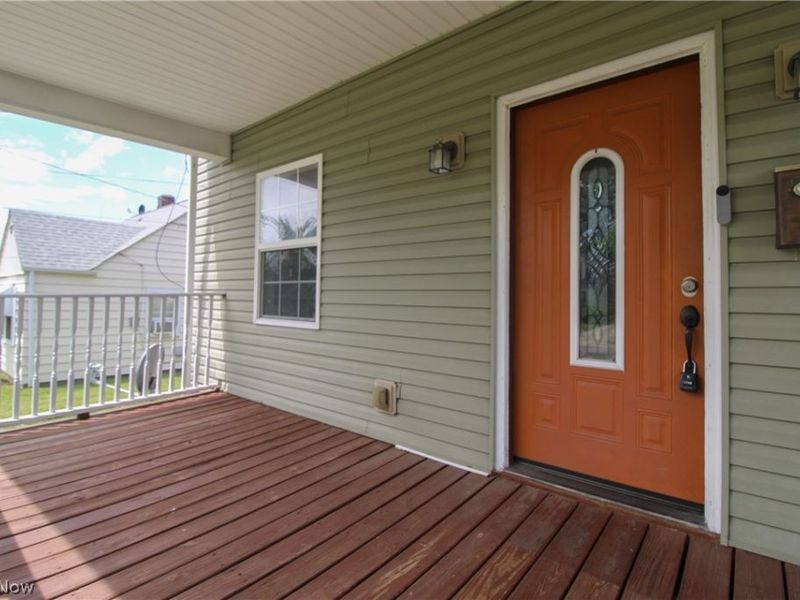 1654 Everett Avenue, Poland, OH 44514 Photo 3