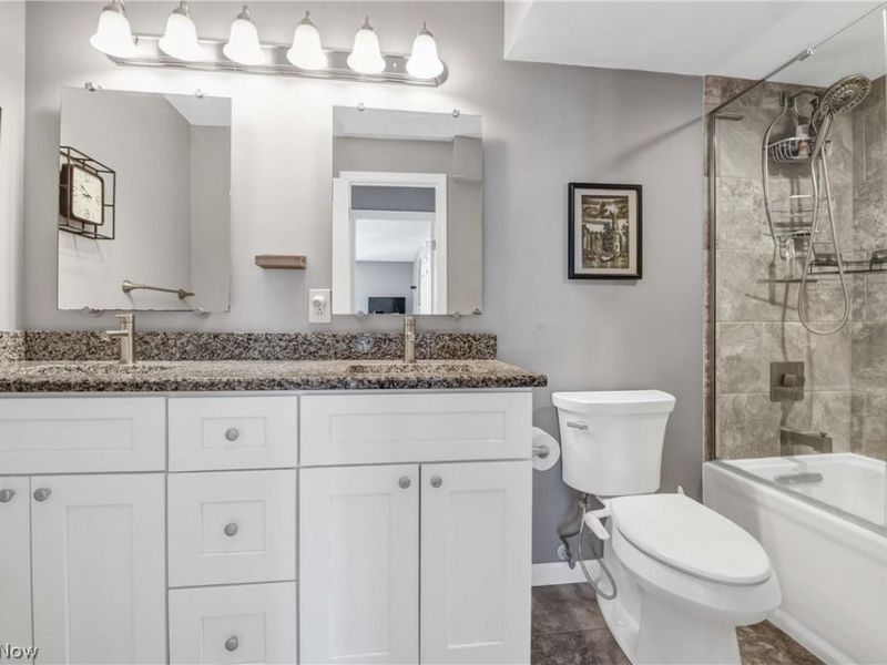 12900 Lake Avenue , Unit 1902, Lakewood, OH 44107 Photo 24