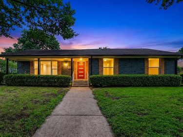 5821 Clendenin Avenue, Dallas, TX 75228