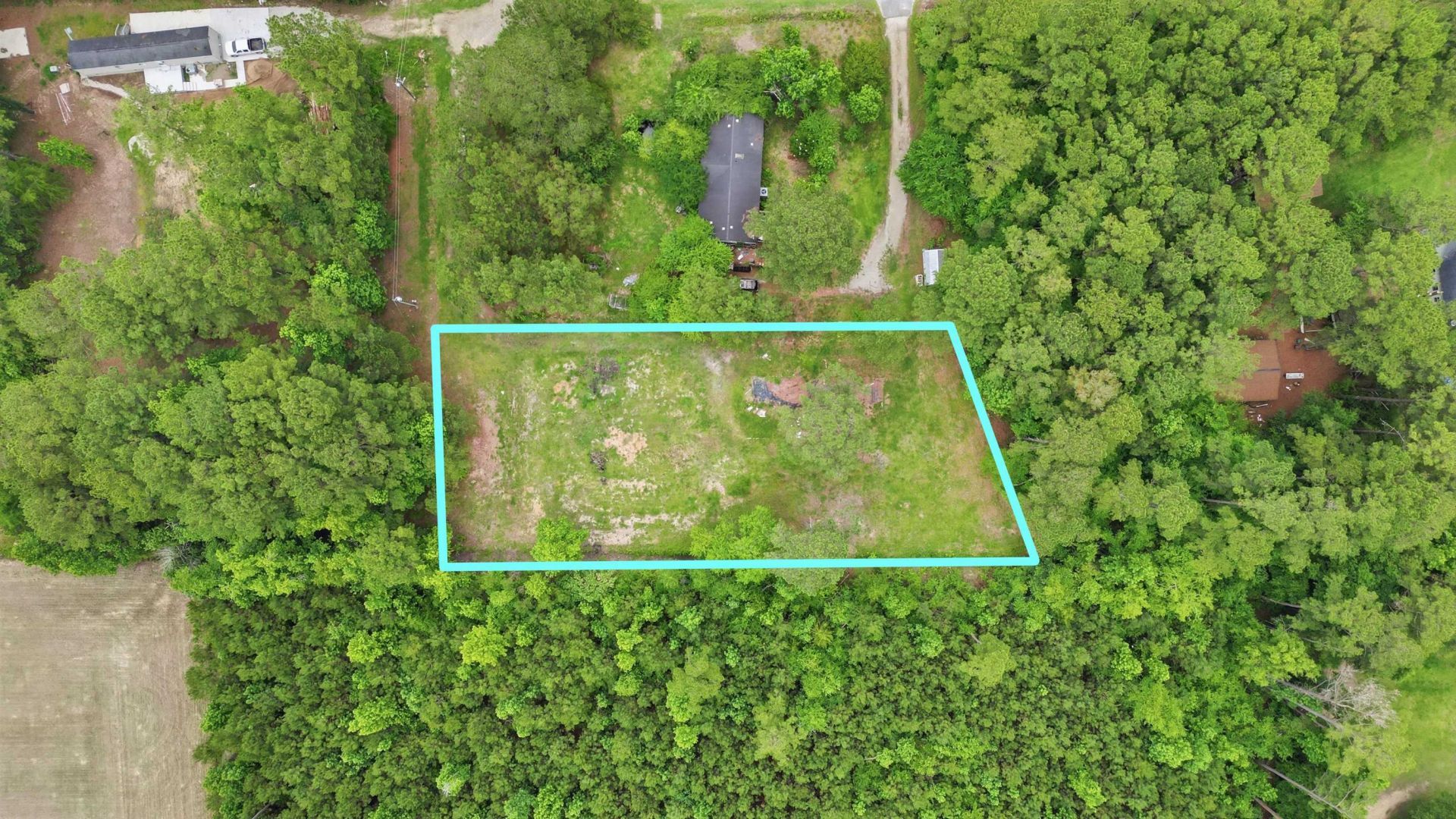 125 Old Groves Ln. Photo 11