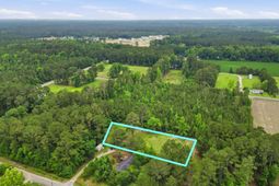 125 Old Groves Ln. photo 4
