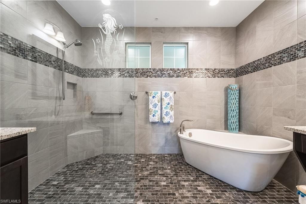 21460 Strada Nuova Cir, Unit B214, Estero, FL 33928 Photo