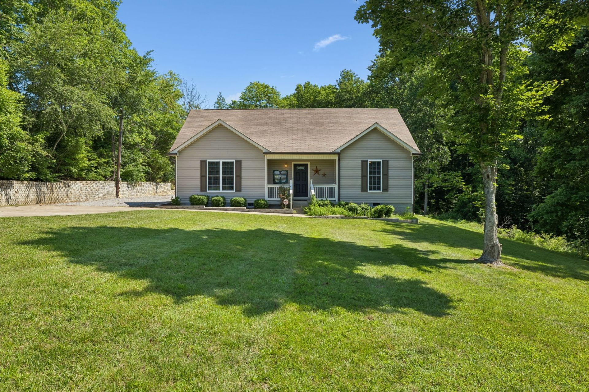 1179 Abernathy Rd, Ashland City, TN 37015 Main Photo